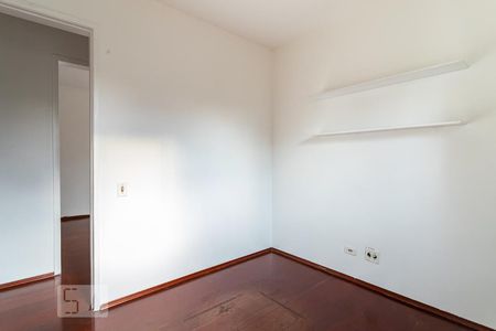 Quarto 2 de apartamento para alugar com 2 quartos, 58m² em Bosque da Saúde, São Paulo