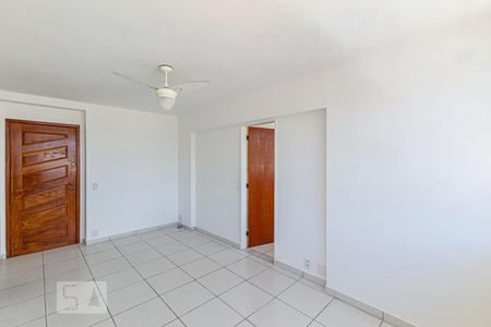 Sala de Apartamento com 1 quarto, 50m² Santa Rosa 