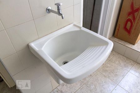 Apartamento para alugar com 80m², 2 quartos e sem vagaÁrea de Serviço