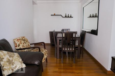 Sala de apartamento para alugar com 3 quartos, 60m² em Taquara, Rio de Janeiro