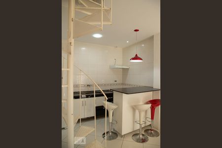 Sala de casa de condomínio para alugar com 2 quartos, 45m² em Vargem Pequena, Rio de Janeiro