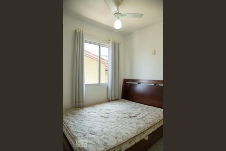 Quarto 1 de casa de condomínio para alugar com 2 quartos, 45m² em Vargem Pequena, Rio de Janeiro