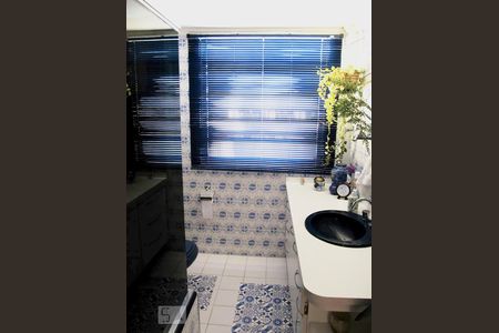 Apartamento à venda com 91m², 3 quartos e sem vagaBanheiro