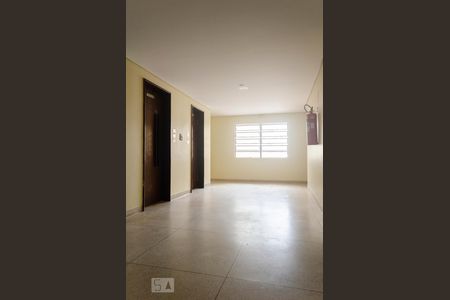 Apartamento à venda com 91m², 3 quartos e sem vagaHall