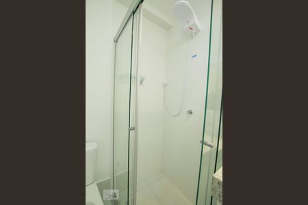 Casa para alugar com 66m², 2 quartos e 1 vagaDetalhe do Banheiro da Suite 1 - Box