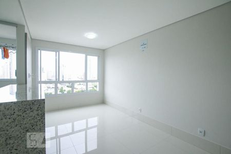 Sala de casa para alugar com 2 quartos, 66m² em Setor Bueno, Goiânia