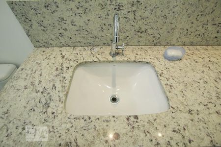 Casa para alugar com 66m², 2 quartos e 1 vagaDetalhe do Banheiro da Suite 2 - Torneira 2