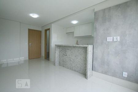 Sala de casa para alugar com 2 quartos, 66m² em Setor Bueno, Goiânia
