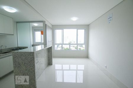 Sala de casa para alugar com 2 quartos, 66m² em Setor Bueno, Goiânia