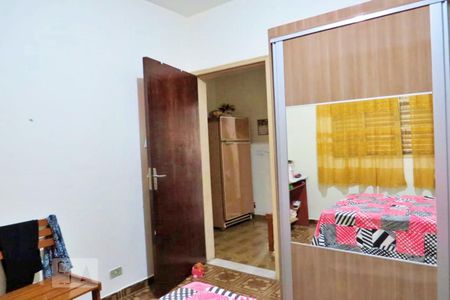 Casa à venda com 300m², 3 quartos e 1 vaga Casa à venda com 300m², 3 quartos e 1 vagaQuarto 2 - Armários