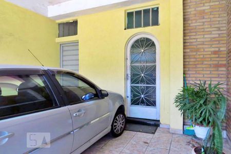 Casa à venda com 300m², 3 quartos e 1 vaga Casa à venda com 300m², 3 quartos e 1 vagaGaragem