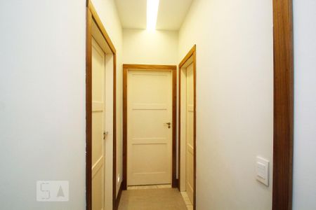 Apartamento à venda com 103m², 2 quartos e sem vagaCorredor