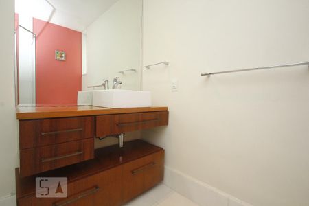 Apartamento à venda com 103m², 2 quartos e sem vagaBanheiro Corredor