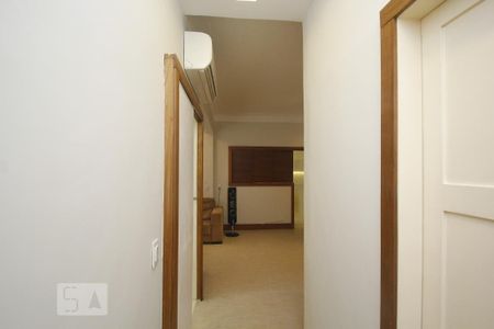 Apartamento à venda com 103m², 2 quartos e sem vagaCorredor