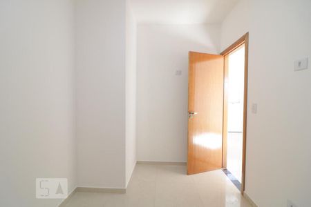 Quarto 1 de casa de condomínio para alugar com 2 quartos, 55m² em Vila Carrão, São Paulo