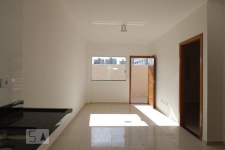 Sala/Cozinha de casa de condomínio para alugar com 2 quartos, 55m² em Vila Carrão, São Paulo
