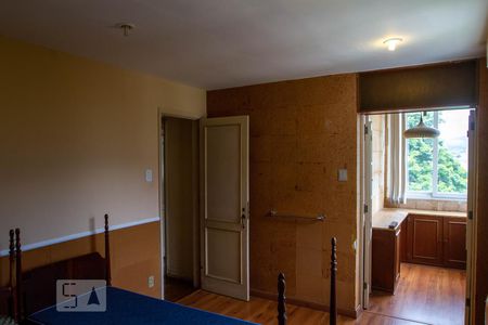 Apartamento à venda com 223m², 4 quartos e 2 vagasQuarto 2
