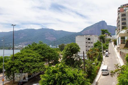 Apartamento à venda com 223m², 4 quartos e 2 vagasVista do Quarto 2