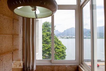 Apartamento à venda com 223m², 4 quartos e 2 vagasQuarto 2