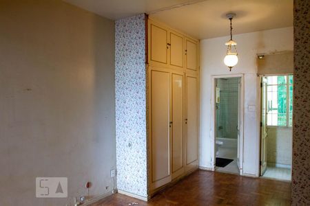 Apartamento à venda com 223m², 4 quartos e 2 vagasQuarto 4 - Suíte