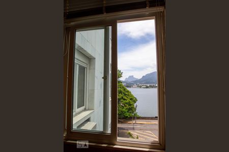 Apartamento à venda com 223m², 4 quartos e 2 vagasQuarto 4 - Suíte