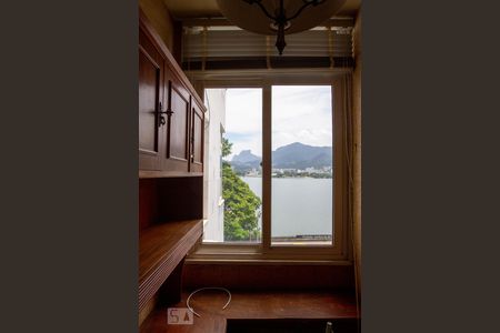 Apartamento à venda com 223m², 4 quartos e 2 vagasQuarto 4 - Suíte