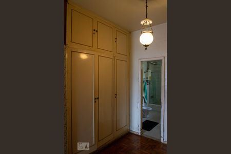 Apartamento à venda com 223m², 4 quartos e 2 vagasQuarto 4 - Suíte