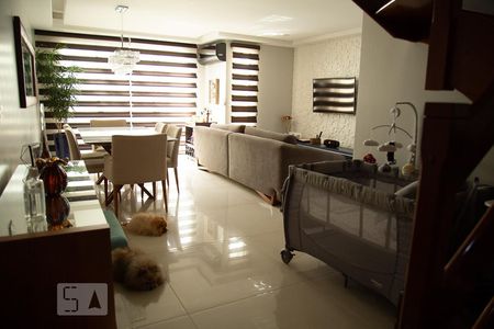 Sala de casa de condomínio para alugar com 3 quartos, 120m² em Vila Santo Estéfano, São Paulo