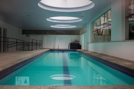 Apartamento para alugar com 62m², 2 quartos e 1 vaga Apartamento para alugar com 62m², 2 quartos e 1 vagaÁrea comum - Piscina aquecida