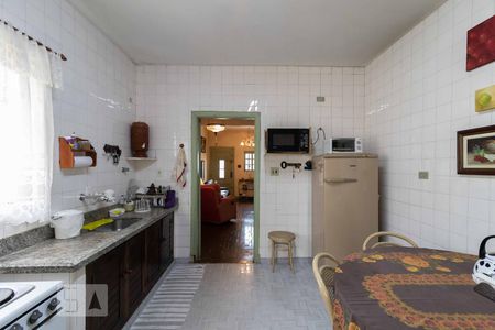 Casa à venda com 600m², 4 quartos e 5 vagasCozinha