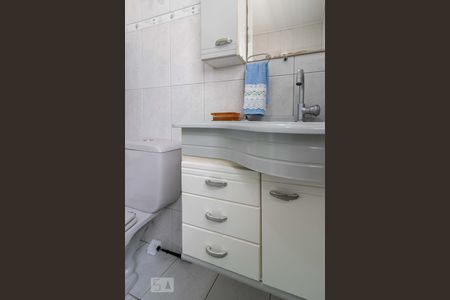 Casa à venda com 600m², 4 quartos e 5 vagasBanheiro 2