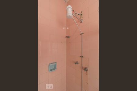 Casa à venda com 600m², 4 quartos e 5 vagasBanheiro 1