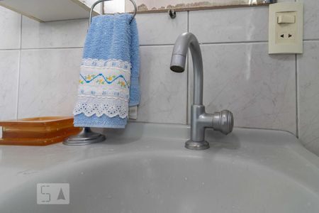 Casa à venda com 600m², 4 quartos e 5 vagasBanheiro 2