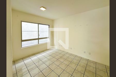 Apartamento para alugar com 2 quartos, 65m² em Barreiros, São José