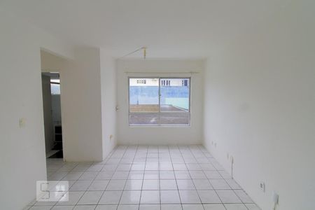 Sala de apartamento para alugar com 2 quartos, 65m² em Barreiros, São José