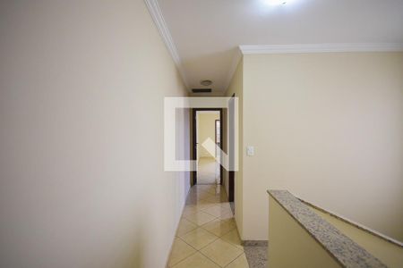 Corredor de casa de condomínio para alugar com 3 quartos, 160m² em Parque Monte Alegre, Taboão da Serra