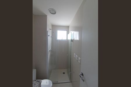 Apartamento à venda com 75m², 2 quartos e 2 vagasBanheiro da Suíte 1