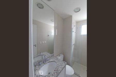 Apartamento à venda com 75m², 2 quartos e 2 vagasBanheiro da Suíte 1