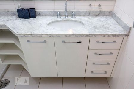 Apartamento para alugar com 70m², 2 quartos e 2 vagasPia