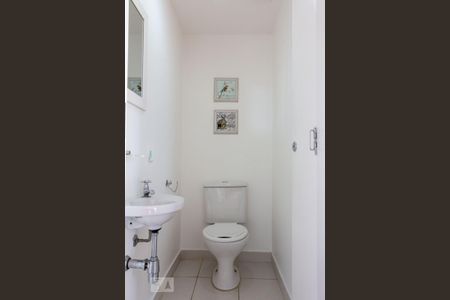 Apartamento para alugar com 70m², 2 quartos e 2 vagasLavabo