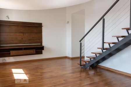 Apartamento para alugar com 70m², 2 quartos e 2 vagasSala