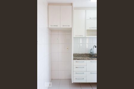 Apartamento para alugar com 70m², 2 quartos e 2 vagasCozinha