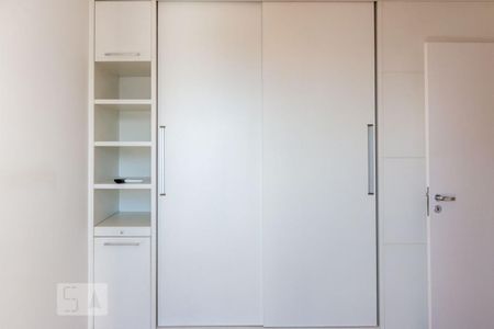 Apartamento para alugar com 70m², 2 quartos e 2 vagasGuarda-roupa