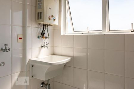 Apartamento para alugar com 70m², 2 quartos e 2 vagasÁrea de serviço