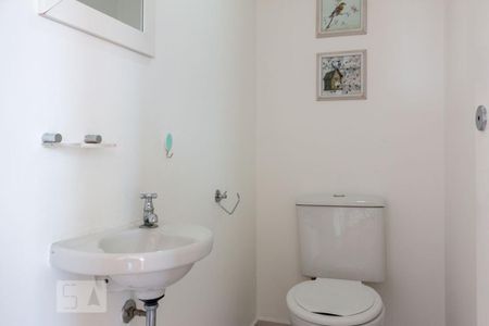 Apartamento para alugar com 70m², 2 quartos e 2 vagasLavabo