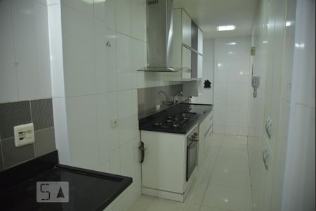 Apartamento à venda com 80m², 2 quartos e 1 vagaCozinha
