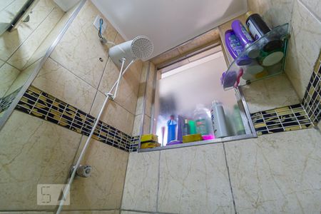 Banheiro de apartamento à venda com 2 quartos, 43m² em Anil, Rio de Janeiro