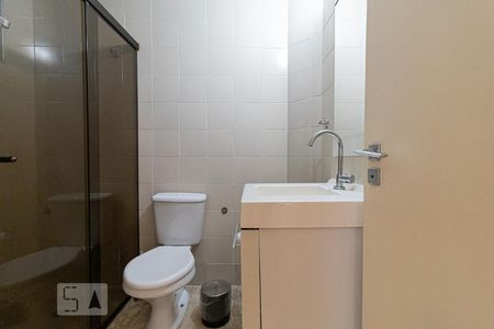 Banheiro de apartamento à venda com 2 quartos, 77m² em Bela Vista, São Paulo