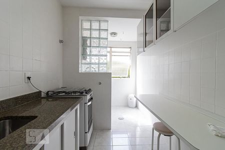 Apartamento para alugar com 77m², 2 quartos e sem vagaCozinha