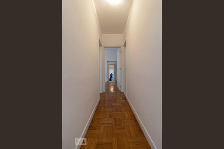 Corredor de apartamento à venda com 2 quartos, 77m² em Bela Vista, São Paulo